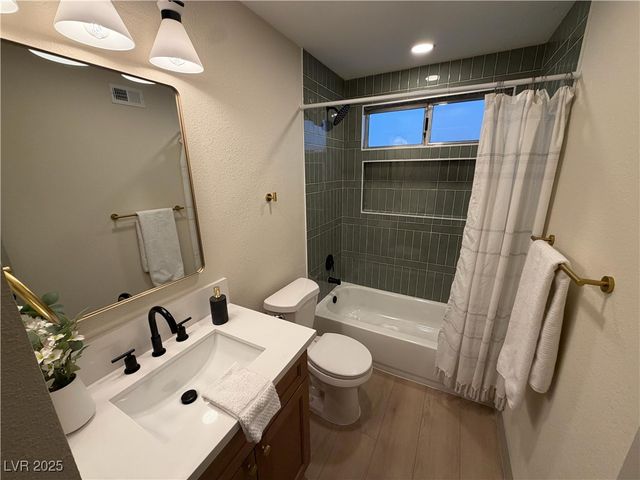 3944 Belhaven Street, Las Vegas, NV 89147