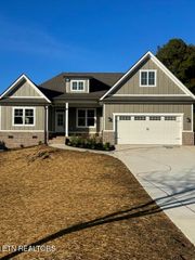 205 Wilshaw Court, Madisonville, TN 37354