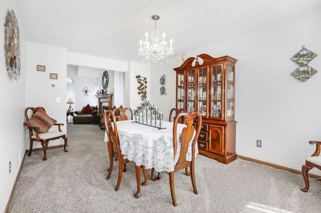 6324 Rossmore Lane, Canal Winchester, OH 43110