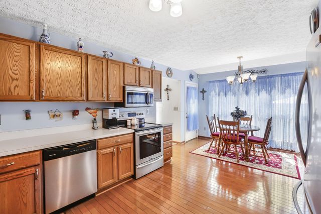 6324 Rossmore Lane, Canal Winchester, OH 43110