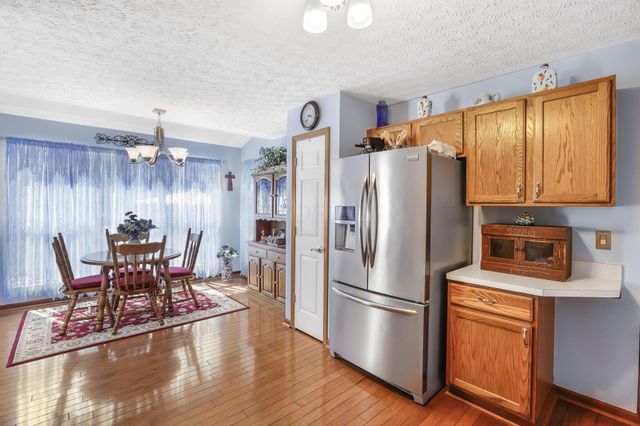 6324 Rossmore Lane, Canal Winchester, OH 43110