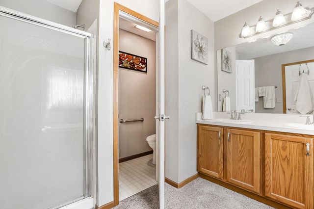 6324 Rossmore Lane, Canal Winchester, OH 43110