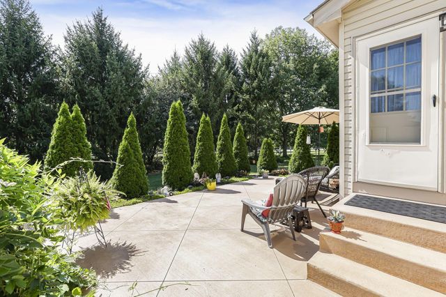 6324 Rossmore Lane, Canal Winchester, OH 43110