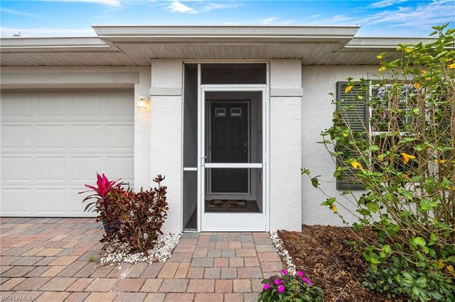 5014 Dania CIR, Labelle, FL 33935