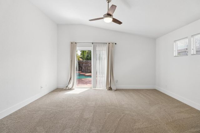 10064 Oglethorpe Way, Elk Grove, CA 95624