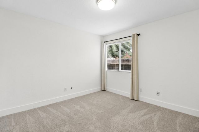 10064 Oglethorpe Way, Elk Grove, CA 95624