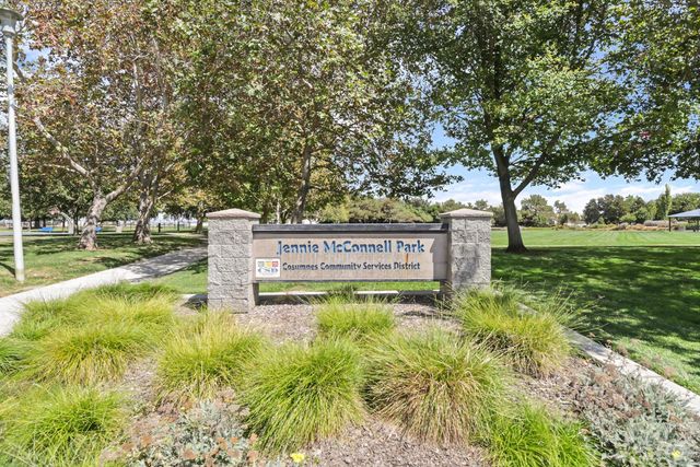 10064 Oglethorpe Way, Elk Grove, CA 95624