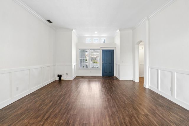 10064 Oglethorpe Way, Elk Grove, CA 95624