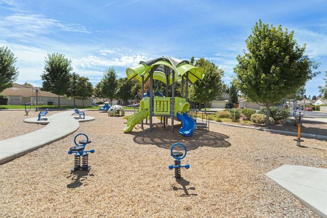 10064 Oglethorpe Way, Elk Grove, CA 95624