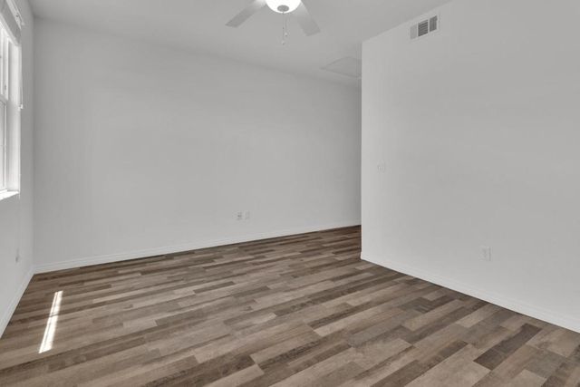 842 Tarragon Lane 1203, San Luis Obispo, CA 93401