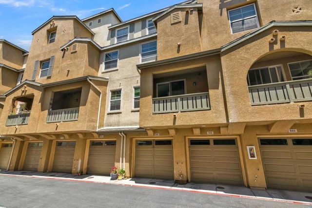 842 Tarragon Lane 1203, San Luis Obispo, CA 93401