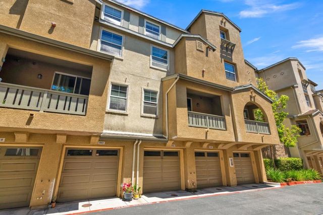 842 Tarragon Lane 1203, San Luis Obispo, CA 93401