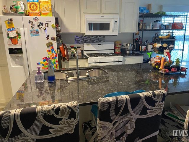 318 Nita Lane, Bakersfield, CA 93308