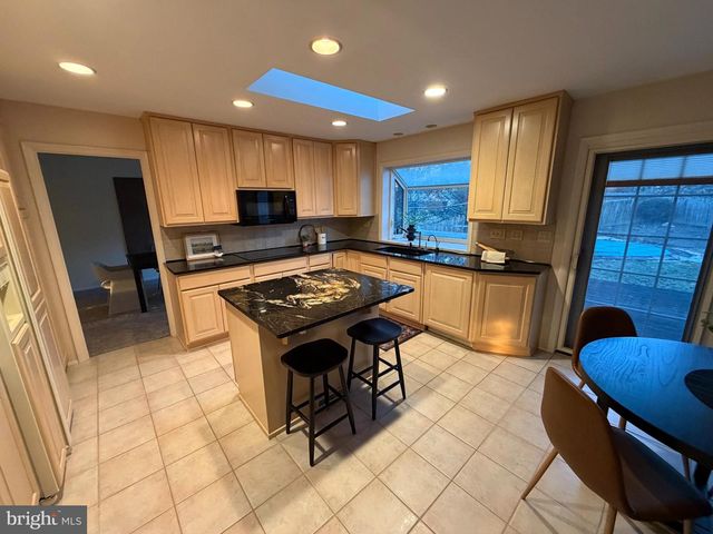 4536 CUSTER TER, Harrisburg, PA 17110