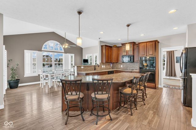 5766 Somerset Boulevard, Bargersville, IN 46106