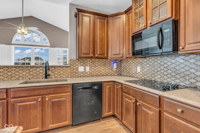 5766 Somerset Boulevard, Bargersville, IN 46106