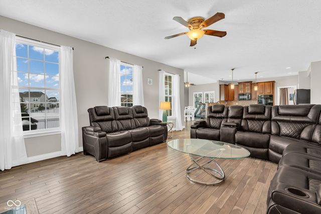 5766 Somerset Boulevard, Bargersville, IN 46106