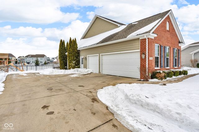 5766 Somerset Boulevard, Bargersville, IN 46106