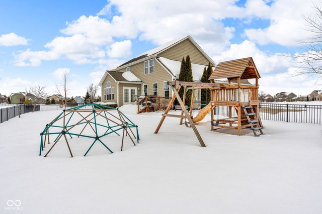 5766 Somerset Boulevard, Bargersville, IN 46106