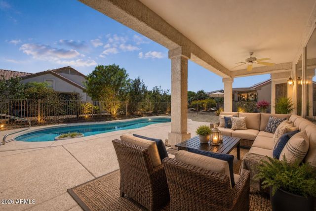15815 W WILDFLOWER Drive, Surprise, AZ 85374