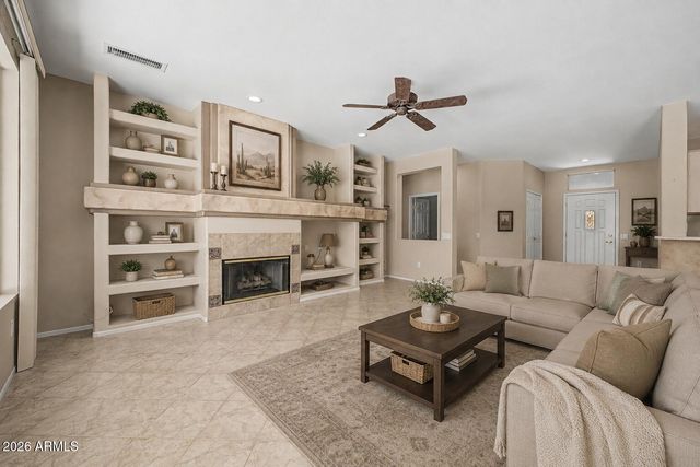 15815 W WILDFLOWER Drive, Surprise, AZ 85374
