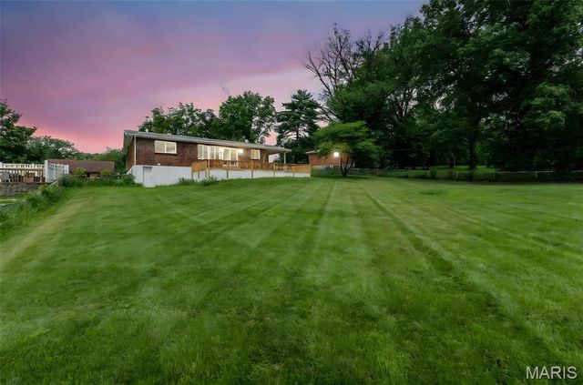 12270 Winterset Drive, Florissant, MO 63033