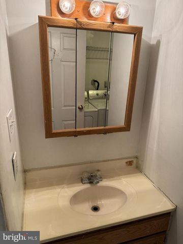 433 LA CASCATA TNHS, Clementon, NJ 08021