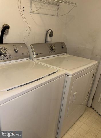433 LA CASCATA TNHS, Clementon, NJ 08021