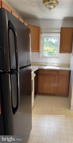433 LA CASCATA TNHS, Clementon, NJ 08021