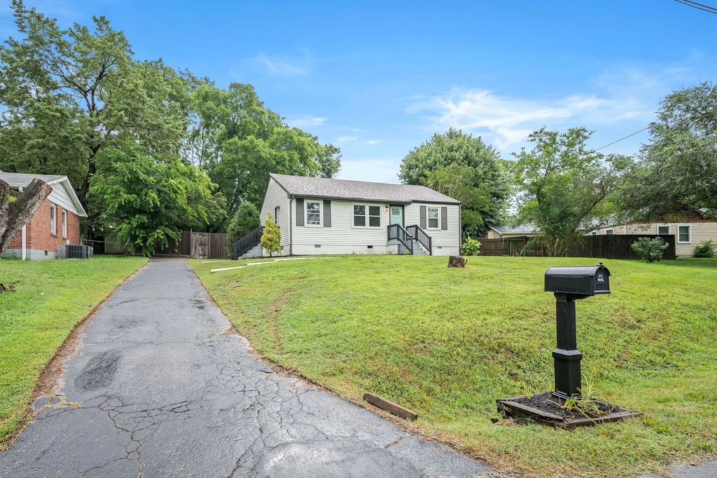 2928 Teakwood Dr, Nashville, TN 37214