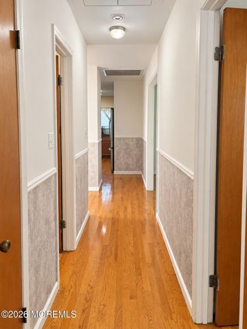 22 Biabou Drive, Toms River, NJ 08757