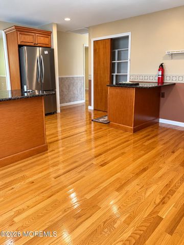 22 Biabou Drive, Toms River, NJ 08757