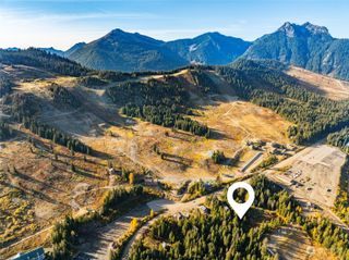 63 Snoqualmie Village Drive, Snoqualmie Pass, WA 98068