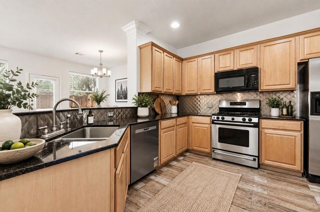 4508 Duval RD 4-401, Austin, TX 78727