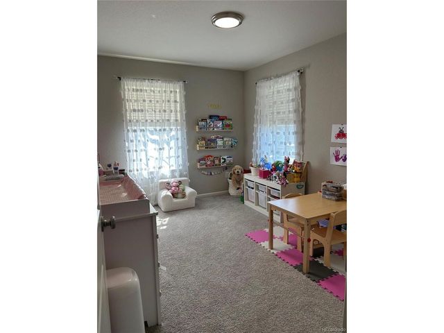 12901 Crane River Dr, Longmont, CO 80504