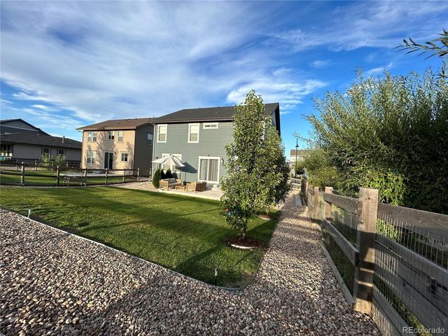 12901 Crane River Dr, Longmont, CO 80504