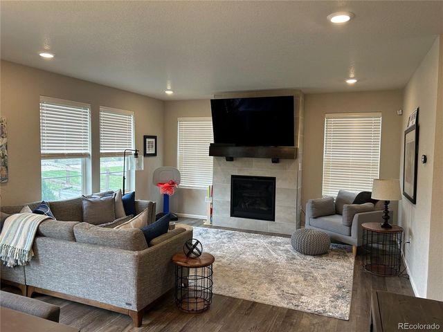 12901 Crane River Dr, Longmont, CO 80504