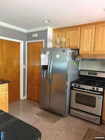 30 Harding Avenue, Dumont, NJ 07628