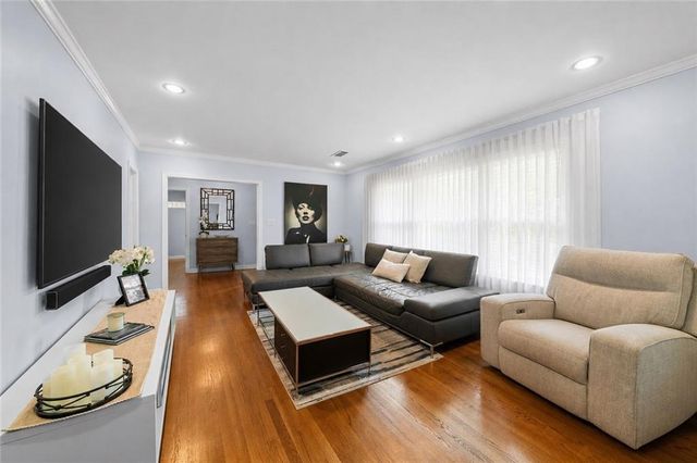 1975 Lenox Road NE, Atlanta, GA 30306