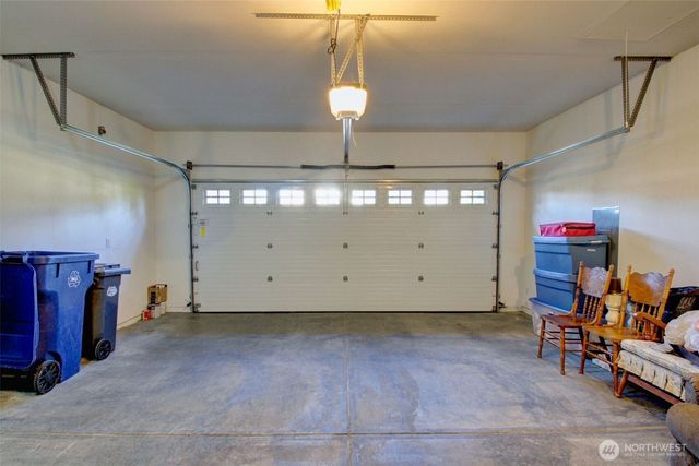 1990 Fraser Avenue, Mount Vernon, WA 98274