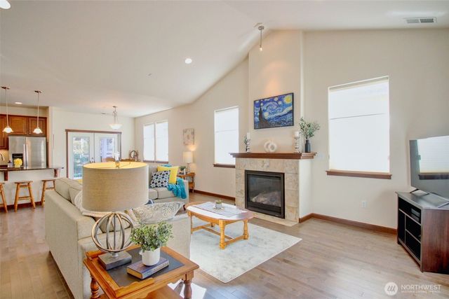 1990 Fraser Avenue, Mount Vernon, WA 98274