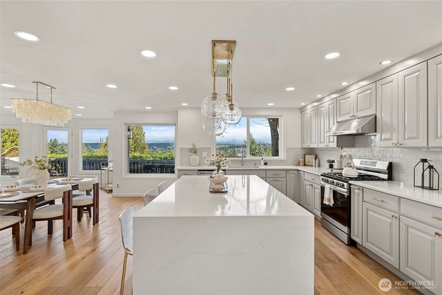 4526 164th Court NE, Redmond, WA 98052