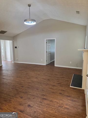 1865 Neighborhood Walk, Mcdonough, GA 30252