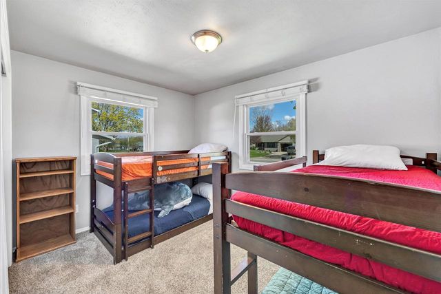 2658 GREENBRIER ROAD, Green Bay, WI 54311