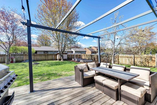 2658 GREENBRIER ROAD, Green Bay, WI 54311