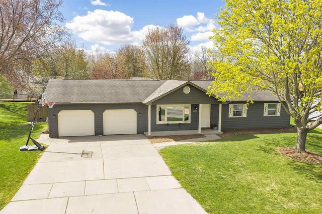 2658 GREENBRIER ROAD, Green Bay, WI 54311