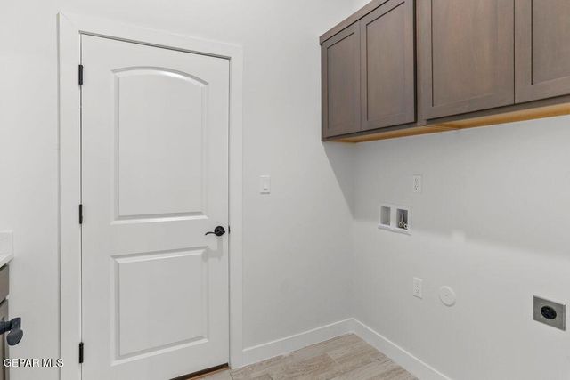 417 Deserts Drive, Socorro, TX 79927