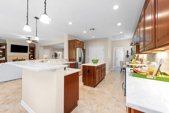 2306 Longspur Loop, Lincoln, CA 95648