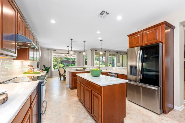2306 Longspur Loop, Lincoln, CA 95648
