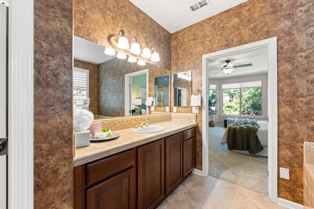 2306 Longspur Loop, Lincoln, CA 95648